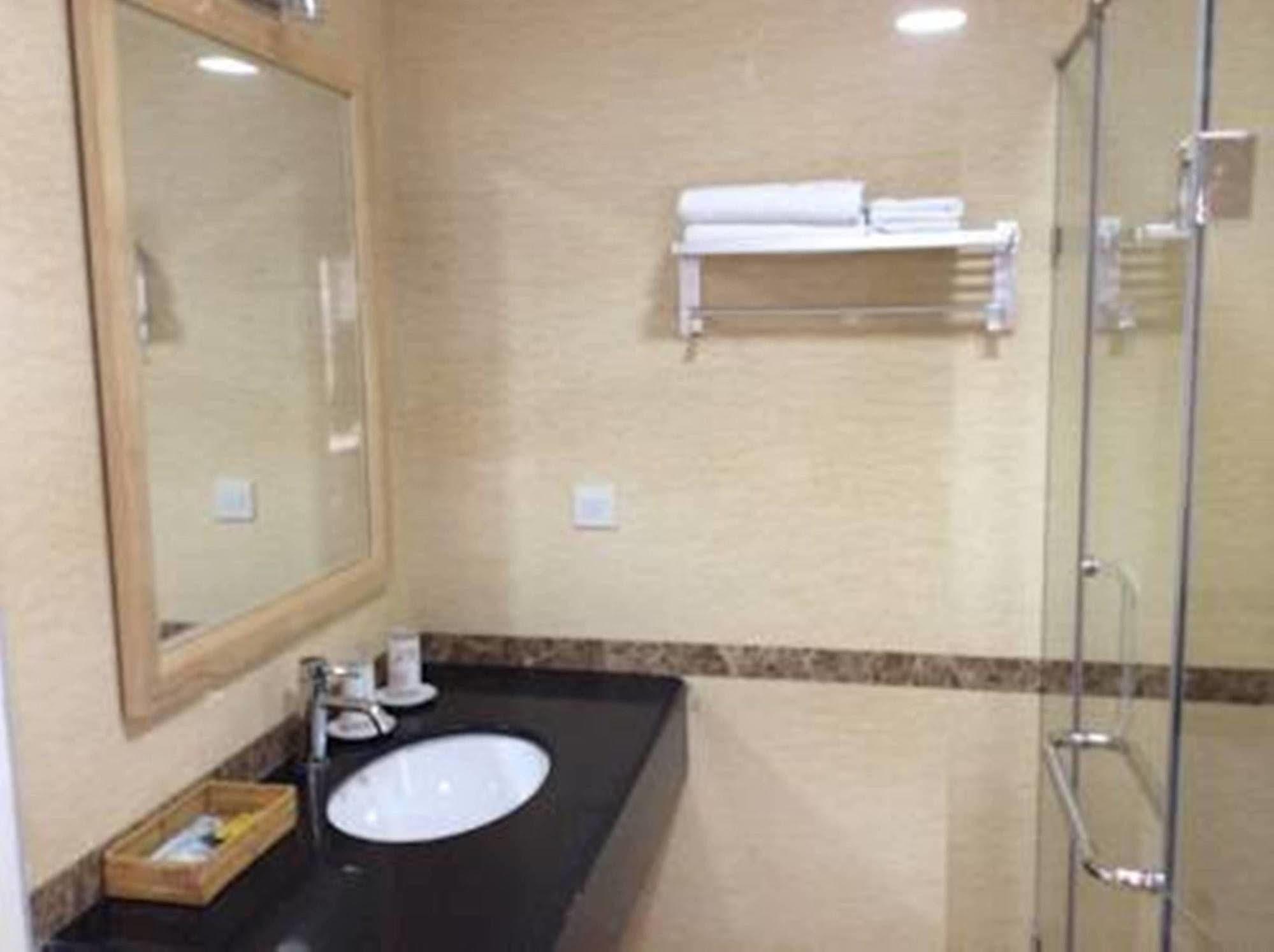OYO 236 Hoa Mai Boutique Hotel Đà Nẵng Extérieur photo